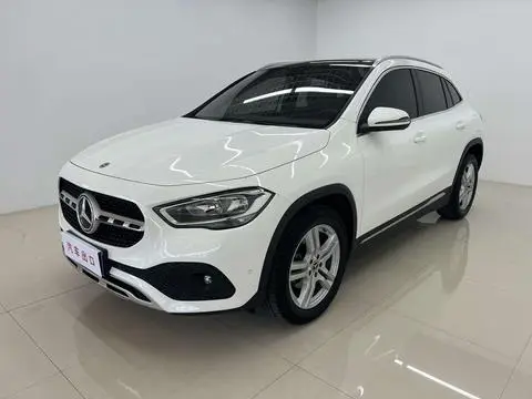 Mercedes-Benz GLA 2020
