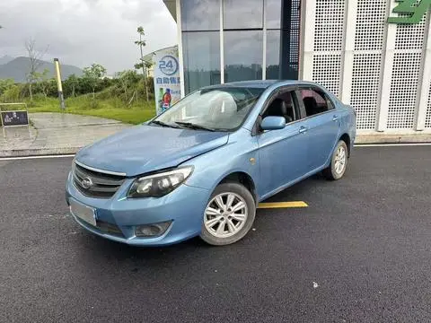 BYD L3 2013