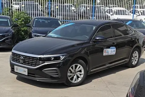 Volkswagen Passat 2024