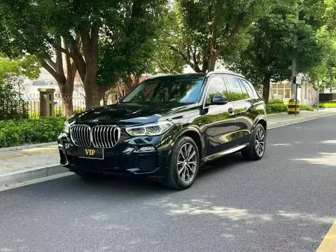 BMW X5 2019 — фото 1