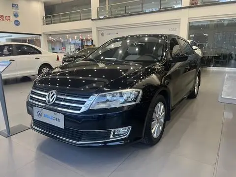 Volkswagen Lavida 2013