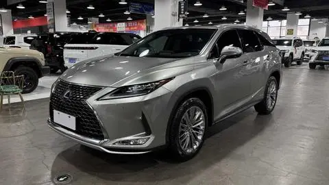 Lexus RX 2021