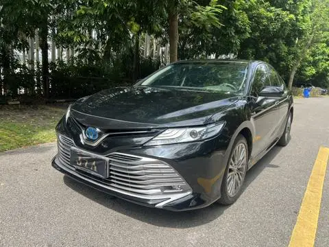 Toyota Camry 2019