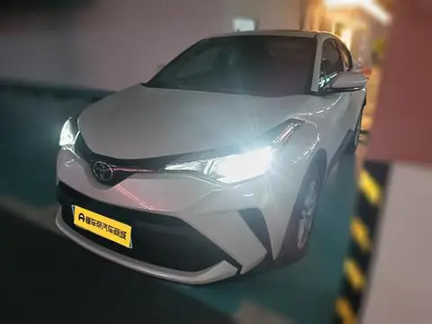 Toyota C-HR 2021