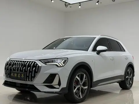 Audi Q3 2024 — фото 1