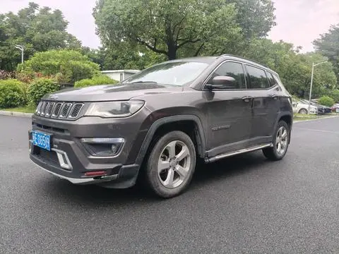 Jeep 指南者 2017