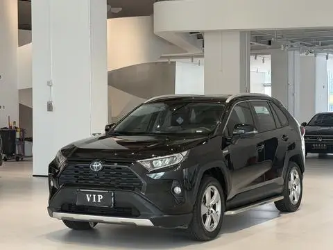 Toyota RAV4 2021