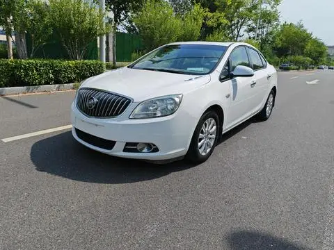 Buick Excelle GT 2013 — фото 1