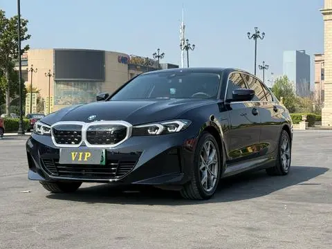BMW i3 2023