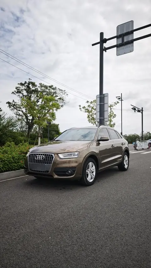 Audi Q3 2015