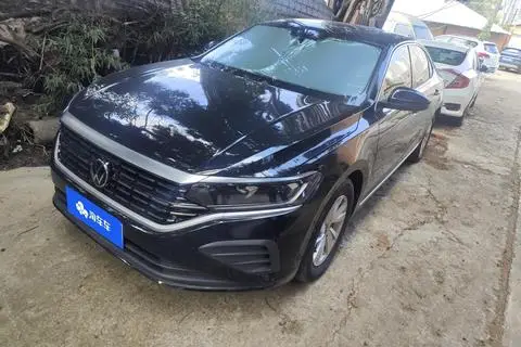 Volkswagen Passat 2023