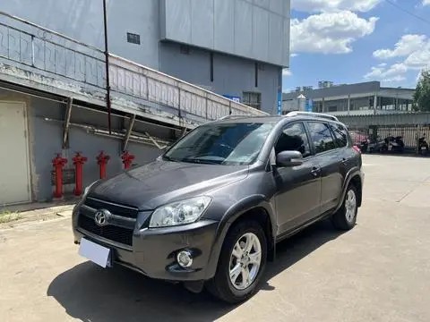 Toyota RAV4 2011