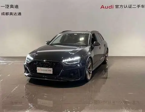 Audi RS 4 2023 — фото 1