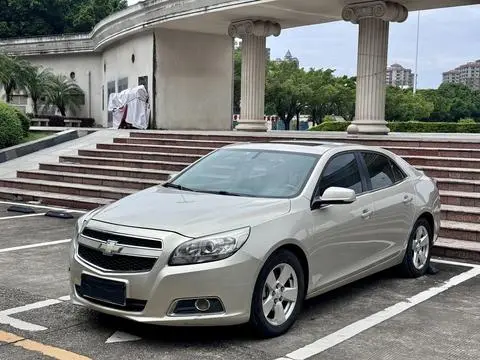 Chevrolet Malibu 2012 — фото 1