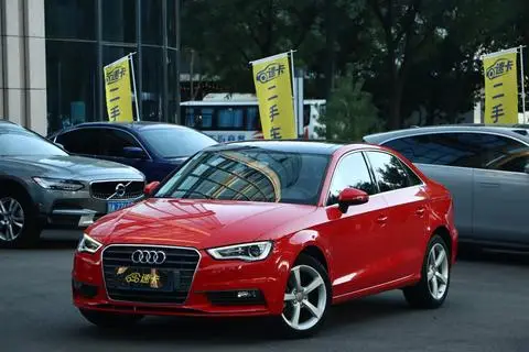 Audi A3 2014 — фото 1