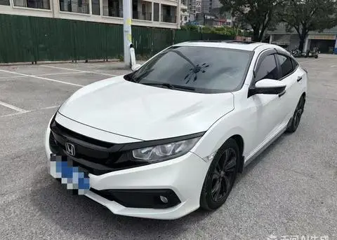 Honda Civic 2019 — фото 1
