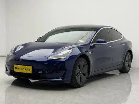 Tesla Model 3 2020