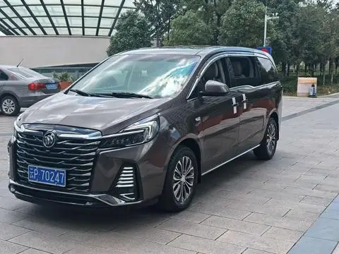 Buick GL8 2023