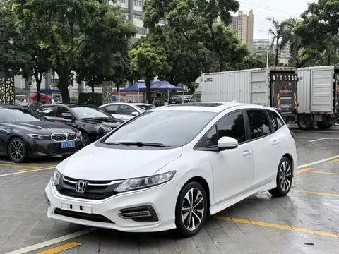 Honda Jade 2017