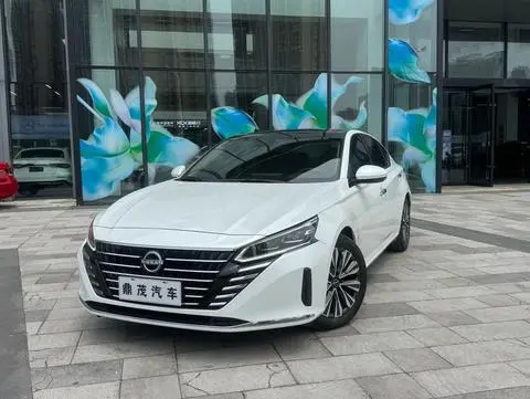 Nissan Teana 2022