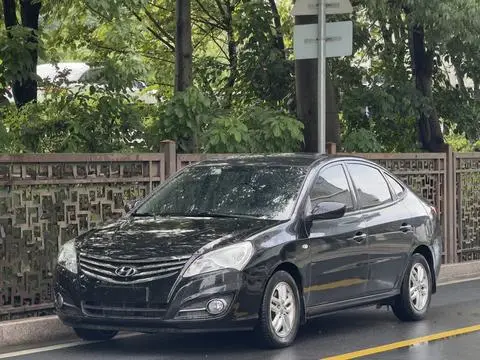 Hyundai 悦动 2015