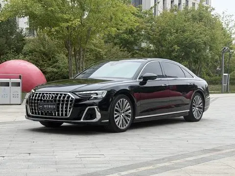 Audi A8 2025