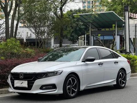 Honda Accord 2020 — фото 1