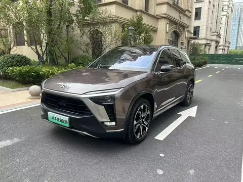 NIO ES8 2020