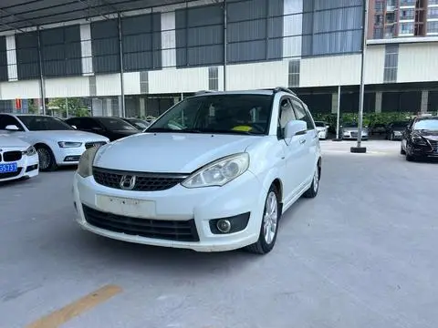 Suzuki 利亚纳A6 2015