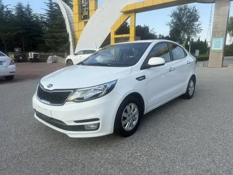 Kia K2 2015 — фото 1