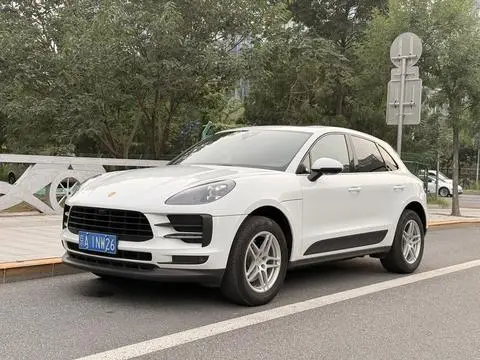 Porsche Macan 2020