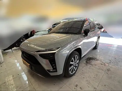 NIO ES8 2020