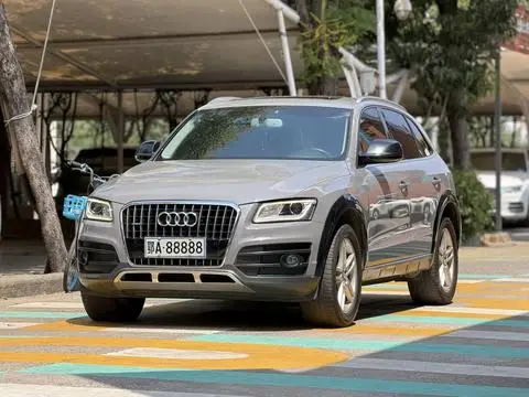 Audi Q5 2018 — фото 1