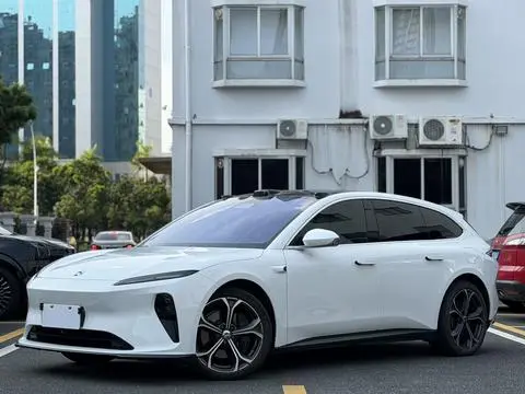 NIO ET5T 2024