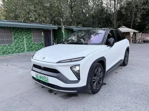 NIO ES6 2020