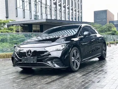 Mercedes-Benz EQE 2025