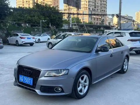 Audi A4L 2012