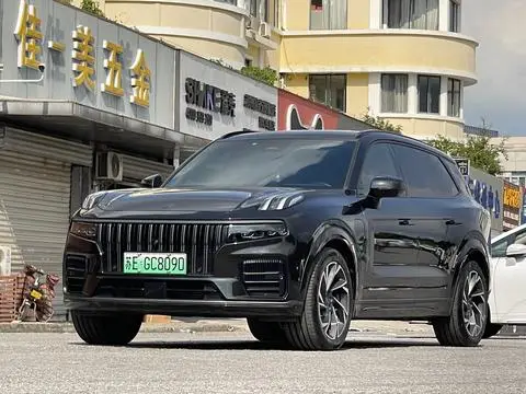 Lynk & Co 09 EM-P 2021
