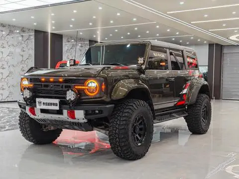 Ford Bronco(海外) 2024 — фото 1