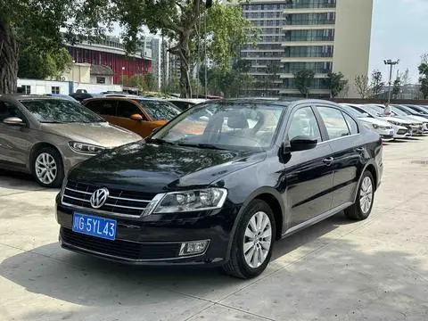 Volkswagen Lavida 2013