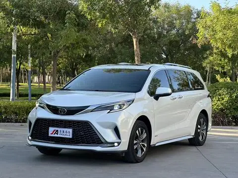 Toyota Granvia 2024