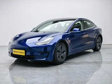 Tesla Model 3 2020