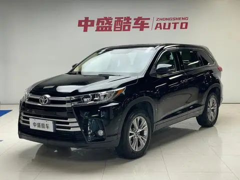 Toyota Highlander 2018 — фото 1