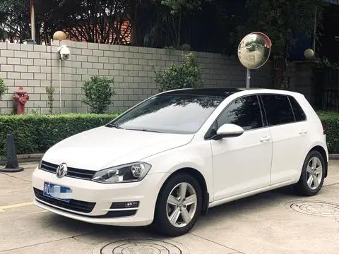 Volkswagen Golf 2015 — фото 1