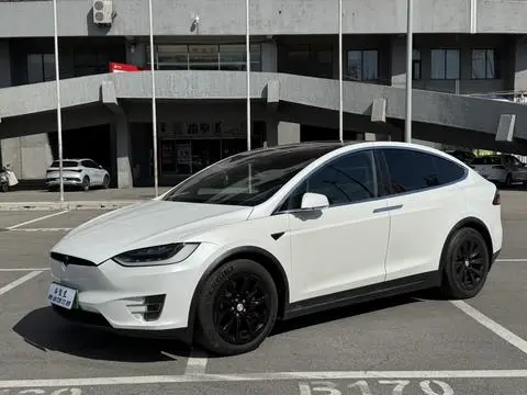 Tesla Model X 2016