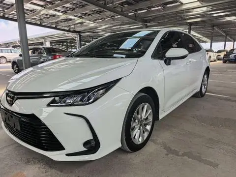 Toyota Corolla 2023 — фото 1