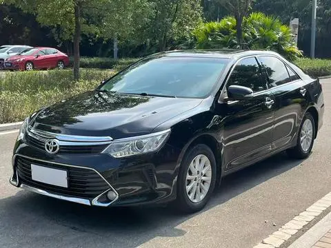 Toyota Camry 2015