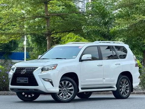 Lexus GX 2019 — фото 1