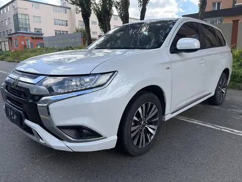Mitsubishi 欧蓝德 2021