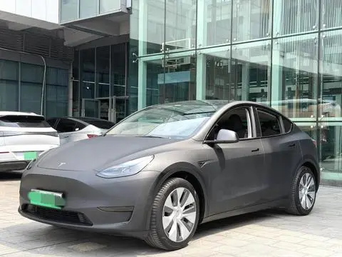 Tesla Model Y 2022 — фото 1